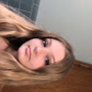 Meet your Posher, Isabel